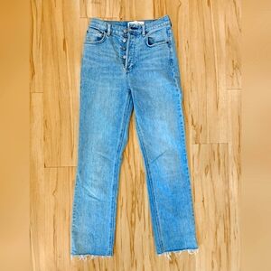 Aritzia Denim Forum Arlo High Rise Straight Jean Size 25